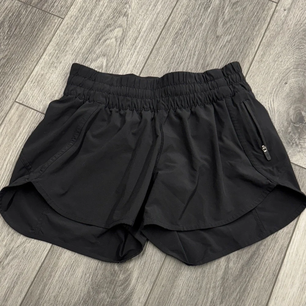 Lululemon Black Shorts - Picture 1 of 3
